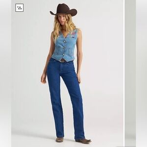 NWT Wrangler Women's Cowboy Cut Slim Jeans Size 7 X 32